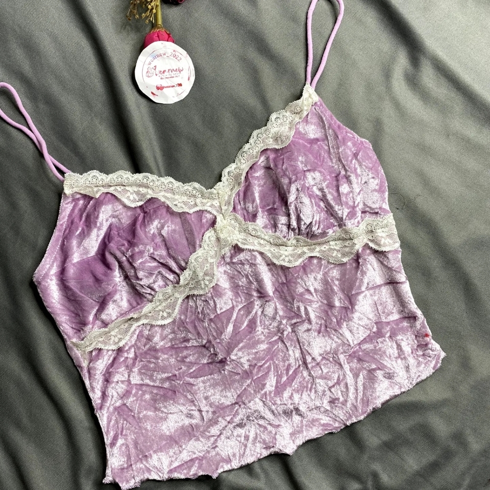Velvet top - Picture 1 of 2